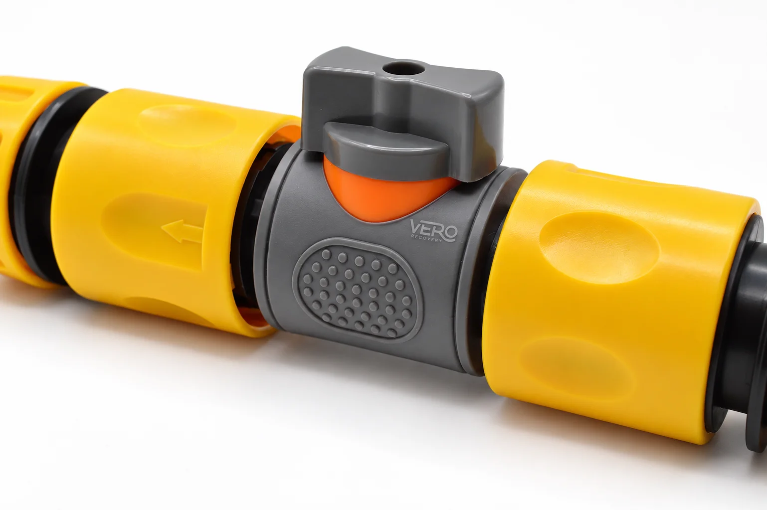 Vero Recovery Ice Bath Hose Pipe Inline Drain with a garden hose quick-release fitting attached to one end