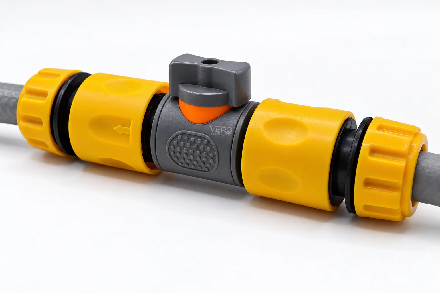 Vero Recovery Ice Bath Hose Pipe Inline Drain fitted inline between two lengths of hose